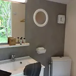 Апартаменты Les Cinq Chemins, Etape Et Sejour Inclusif Au Coeur Des Volcans D'auvergne *