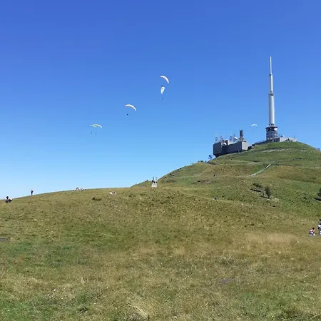 アパート Les Cinq Chemins, Etape Et Sejour Inclusif Au Coeur Des Volcans D'auvergne Mazaye